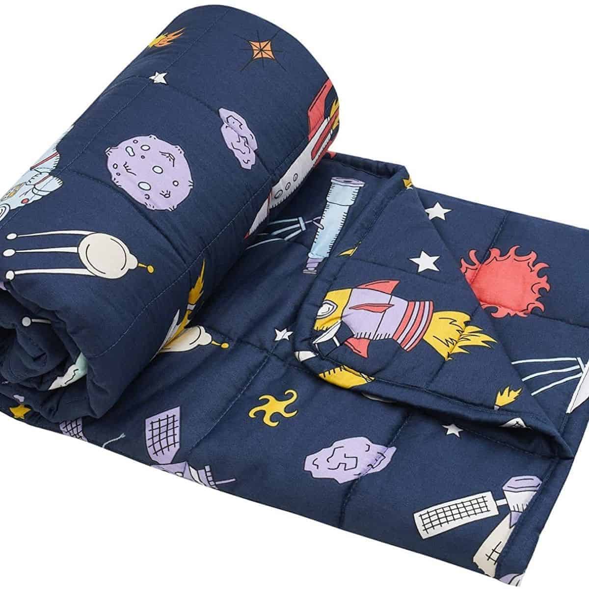 Everything you need to know about weighted blanket for kids, with and without autism from an occupational therapist. Get the best weighted blanket for your kid in 2022 or make a DIY!  