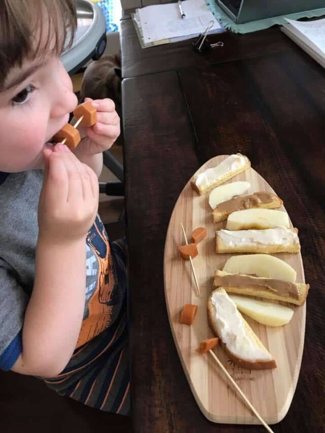 Fun plates for kids and toddlers that make mealtimes enjoyable, and help your kids eat new foods! Plus, kids dinnerware and unique toddler utensil ideas.