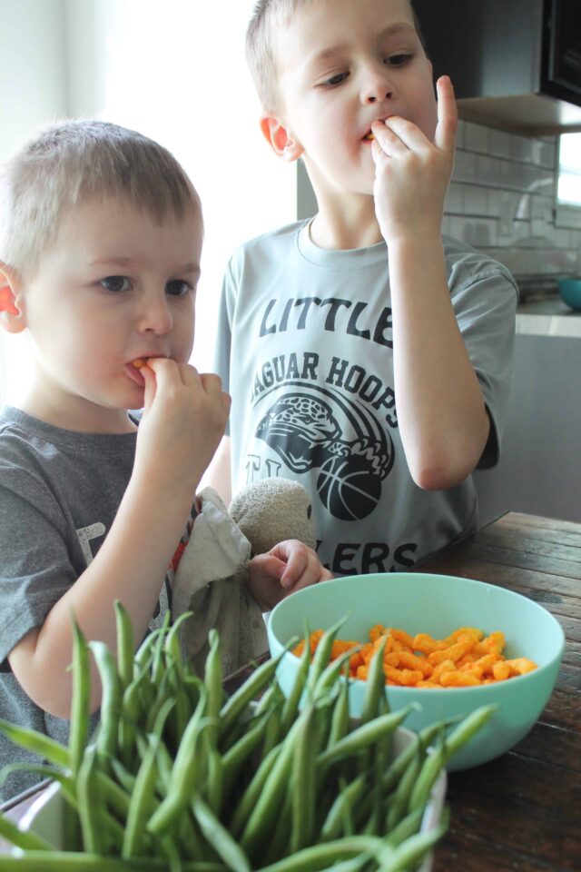 What you need to know about teaching kids about nutrition and the one big mistake that often backfires. And, learn easy nutrition activities for kids and toddlers!