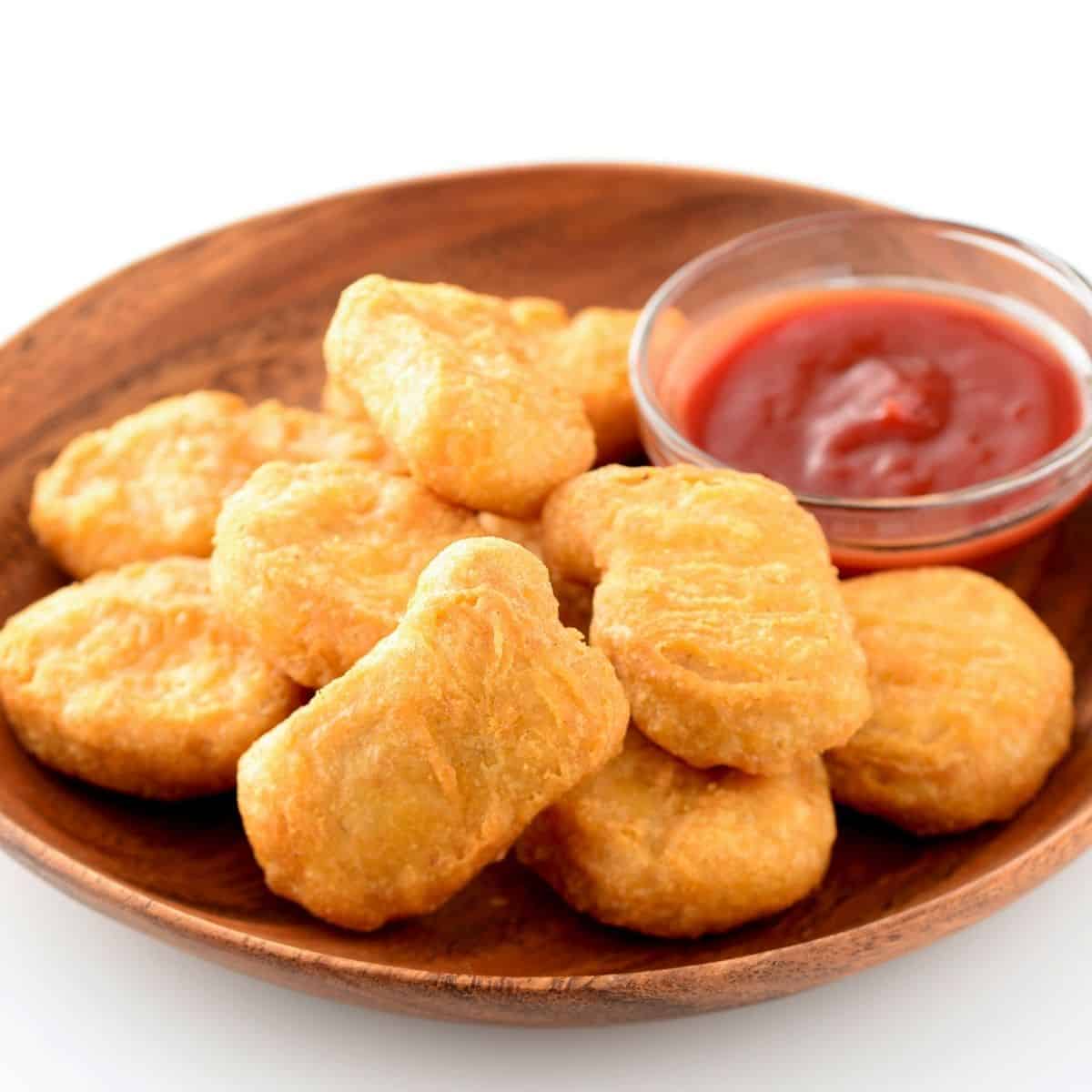 https://yourkidstable.com/wp-content/uploads/2018/08/chicken-nuggets-8-1-1.jpg