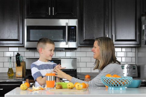 Getting dinner on the table day in and day out can be exhausting, but it's worth it. Check out these benefits to sitting down as a family and learn 5 easy ways to connect even more with your child in the process!