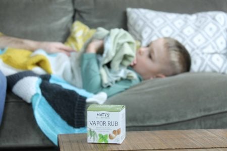 Give your child or toddler safe relief from that nasty cold with these 5 natural remedies that soothe!