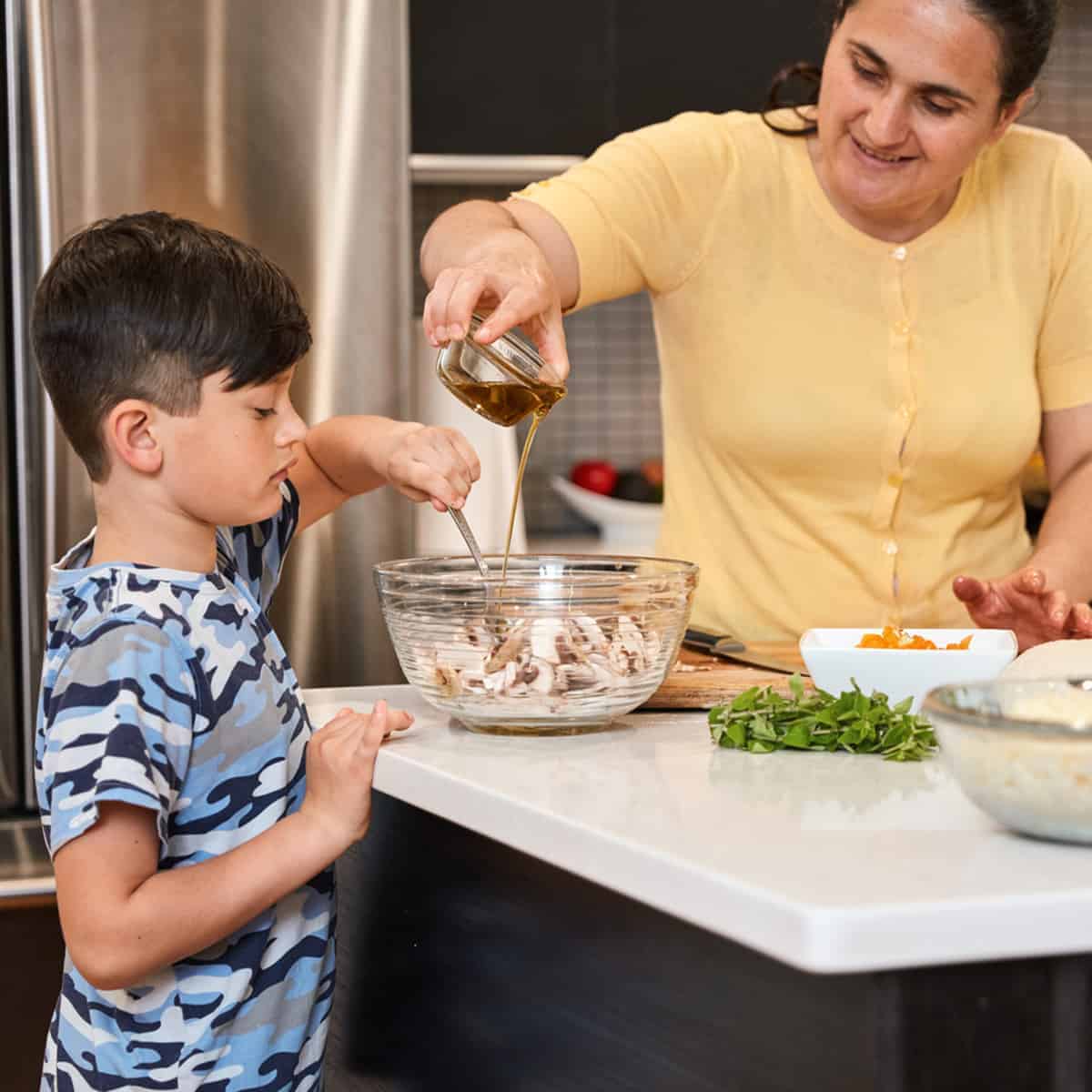 Finally, some tips that can help older picky eaters who didn’t grow out of picky eating, for ages 6-12 year olds, teens, and even picky adults to try new foods.