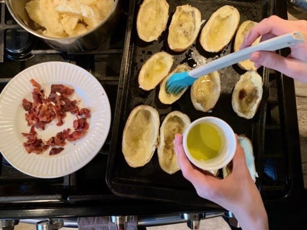 Yummy baked potato skins that your whole family will love, even picky eaters. Simple and nutritious as a side dish or appetizer! Print out the recipe...