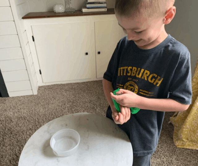 Easy Obstacle Course to Improve Handwriting - Your Kid's Table