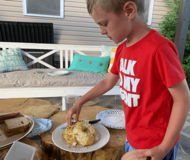 Snag these 3 easy and fun dinner ideas to use with your family on a summer day for dinner. They're clever and may just have your child reaching to try a new food. Affiliate links used below.