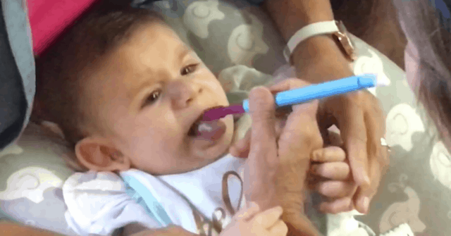 Does your child have an ng-tube or g-tube so that they can get the calories and nutrients they need? Kids that have a feeding tube can learn to eat and chew! Get the step-by-step how-to instructions for weaning from tube feedings.