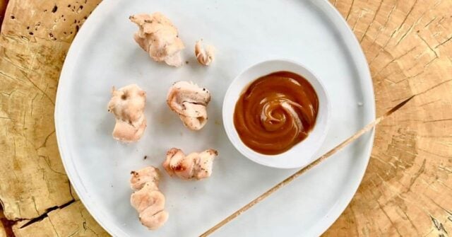 This chicken skewers for kids recipe is not only delicious it's kid-approved. Even picky eater approved! This recipe has a few special tricks that will get kids asking for more...