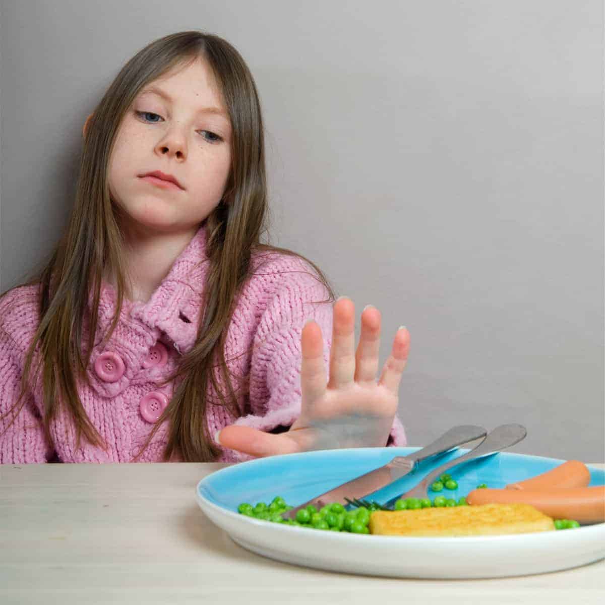 5 Reasons Kids Refuse to Eat