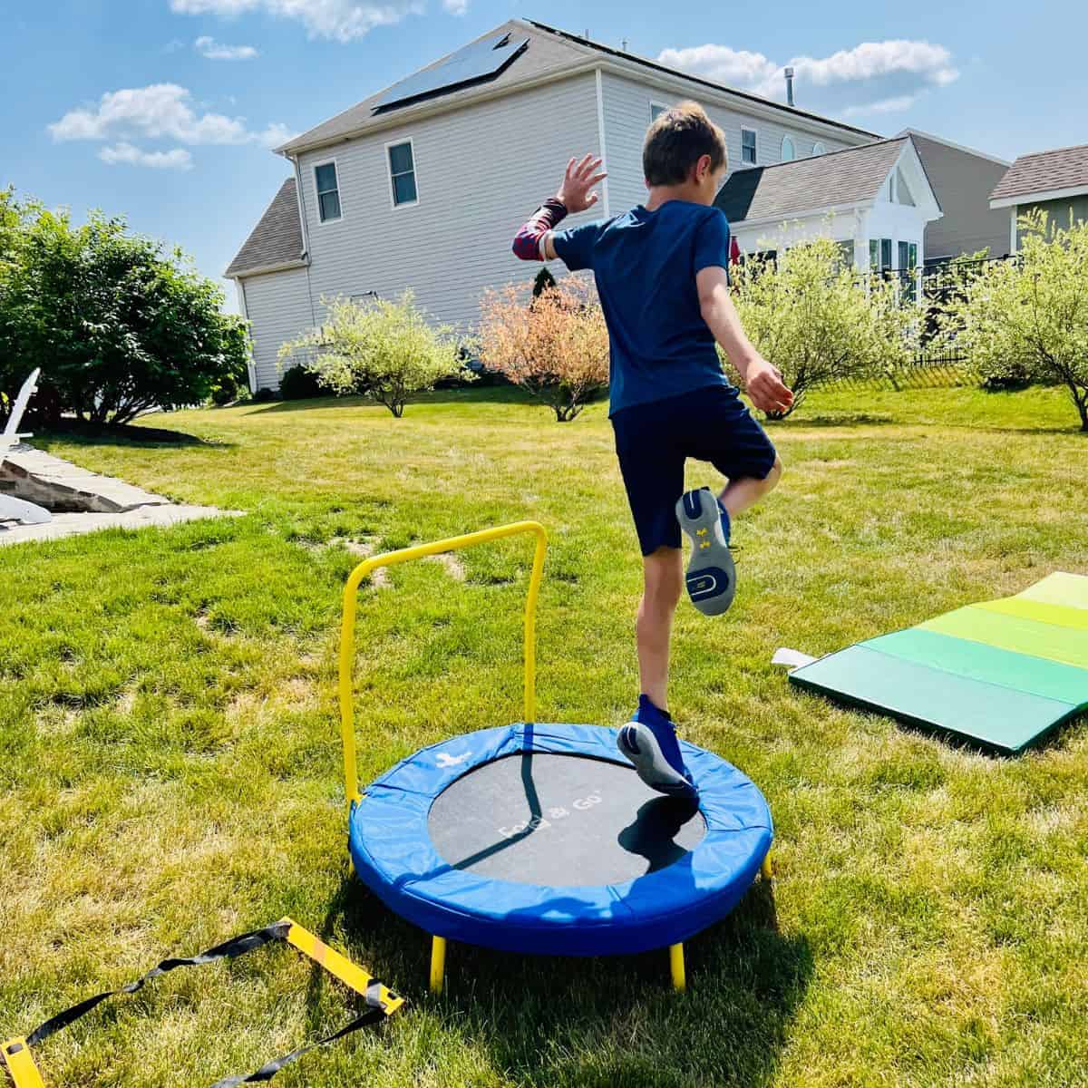 Obstacle course ideas for all ages, indoors or outdoors with little to no prep. Plus learn obstacle course benefits and get a list of activities to make your own! 